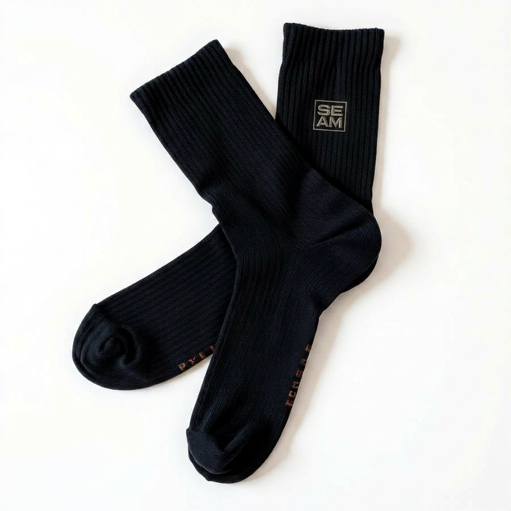SEAM Grip Performance Socks
